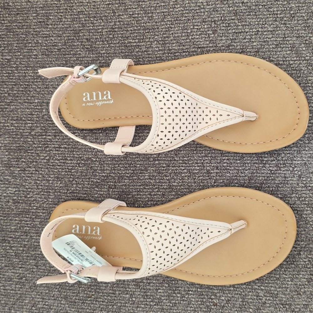 A.N.A BRAND WOMEN'S BLUSH SUMMER THONG SANDALS SIZE 6